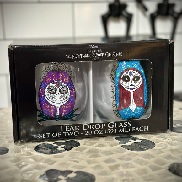 Nightmare Before Christmas•Wine Glasses (set of 2) - Picture 2 of 6